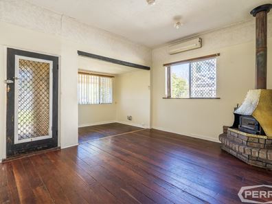 7 Riverview Street, Coodanup WA 6210