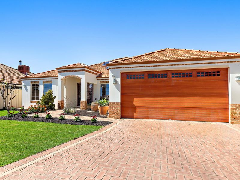 18 Pelham Gardens, Canning Vale